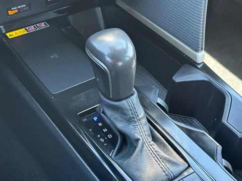 Used 2025 Toyota Camry SE FWD image 22