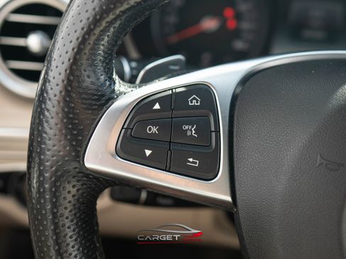 Used 2018 Mercedes-Benz C 300 300 4MATIC AMG Package image 18