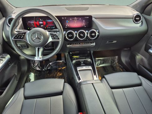Used 2026 Mercedes-Benz GLA 250 image 13