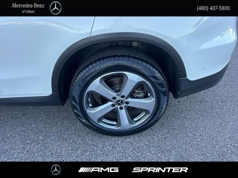 Used 2022 Mercedes-Benz GLC 300 4MATIC image 9