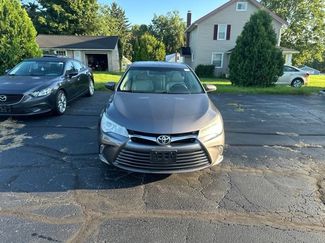 Used 2015 Toyota Camry XLE FWD video 2