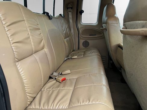 Used 2002 Dodge Ram 2500 Truck SLT image 16