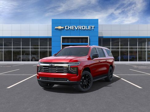 New 2025 Chevrolet Suburban Premier image 8