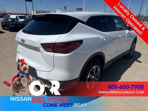 Used 2025 Chevrolet Blazer LT FWD image 5