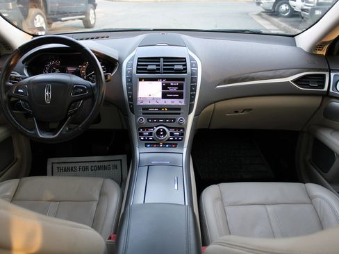 Used 2019 Lincoln MKZ Reserve w/ Luxury Package AWD/4WD image 13