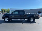 Used 2011 Toyota Tacoma 4x4 Double Cab image 4