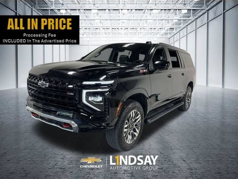 Used 2025 Chevrolet Suburban Z71 AWD/4WD image 1