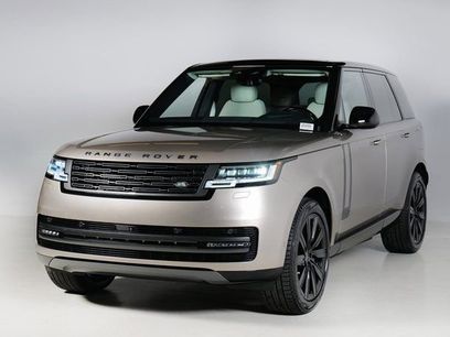 New 2025 Land Rover Range Rover SE