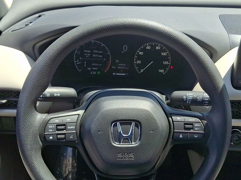 Certified 2025 Honda HR-V LX image 19