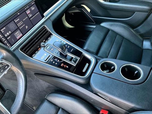 Certified 2020 Porsche Panamera 4 AWD/4WD image 15