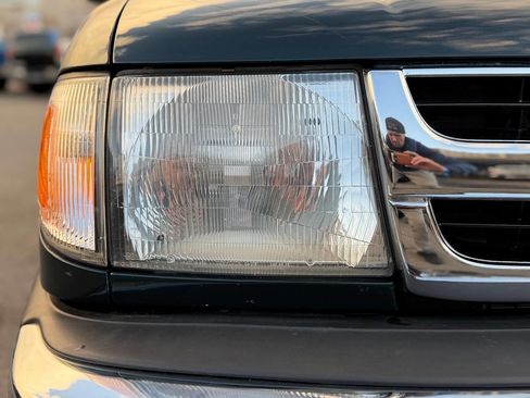 Used 1998 Toyota Tacoma 2WD Xtracab image 91