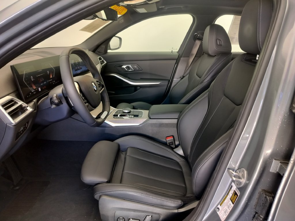 Certified 2026 BMW 330i Sedan RWD image 8