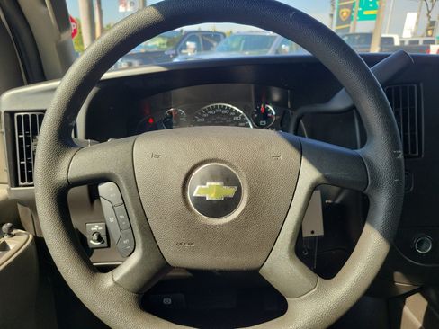 Used 2024 Chevrolet Express 2500 CARGO w/ Driver Convenience Package image 15