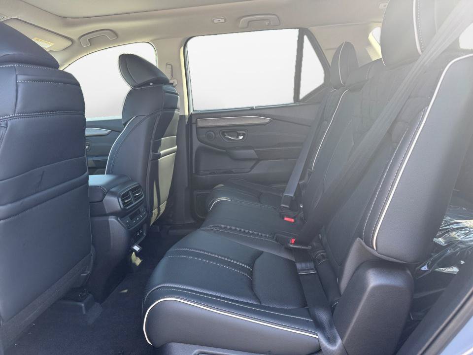 New 2026 Honda Pilot Elite image 13