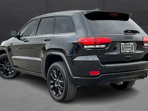 Used 2021 Jeep Grand Cherokee Laredo X image 10