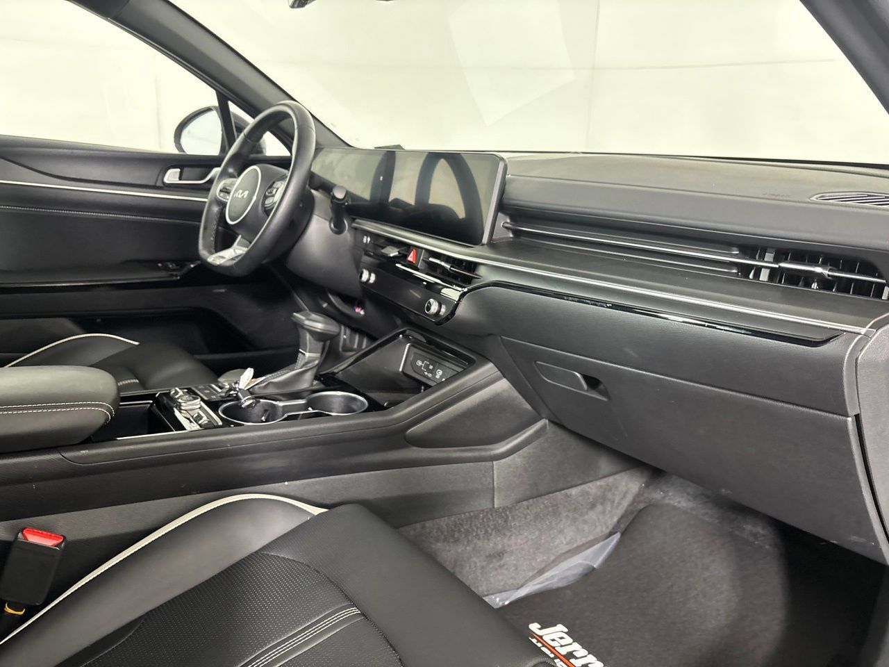 Used 2026 Kia K5 GT-Line w/ GT-Line Premium Package FWD image 31
