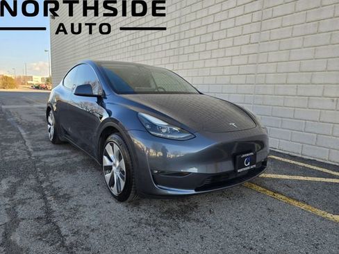 Used 2022 Tesla Model Y Performance image 1