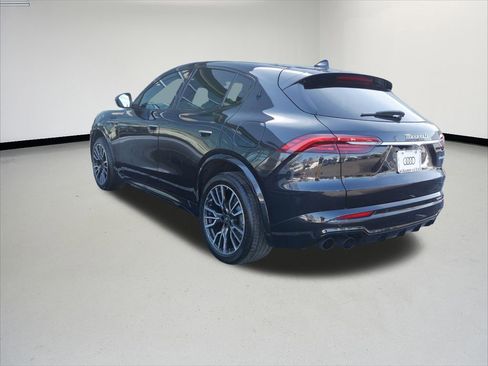 Used 2023 Maserati Grecale Modena image 3