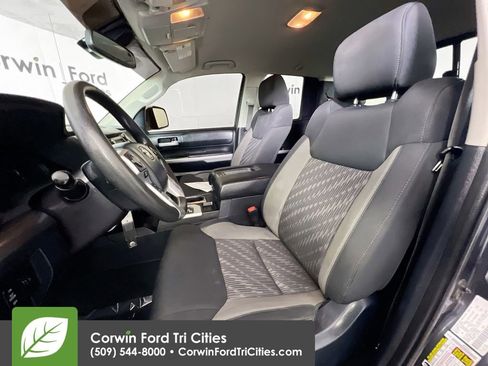 Used 2018 Toyota Tundra SR5 w/ SR5 Upgrade Package image 23