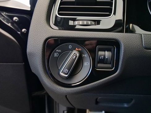 Used 2019 Volkswagen GTI Autobahn image 29