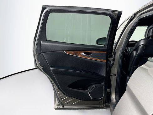 Used 2017 Lincoln MKX Reserve image 27