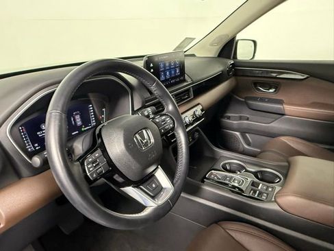 Used 2024 Honda Pilot Elite image 58