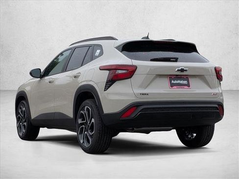 New 2026 Chevrolet Trax RS w/ Driver Confidence Package FWD image 7