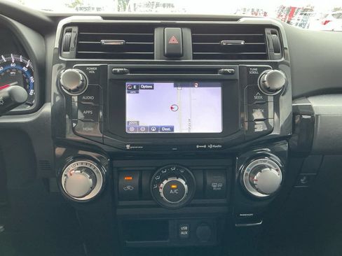 Used 2019 Toyota 4Runner TRD Off-Road Premium AWD/4WD image 26