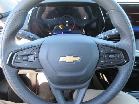 New 2026 Chevrolet Trax LT image 24