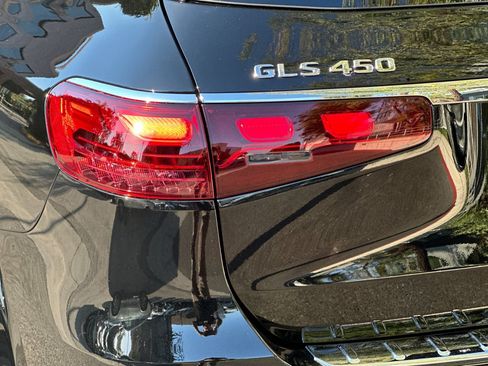 New 2026 Mercedes-Benz GLS 450 4MATIC image 28