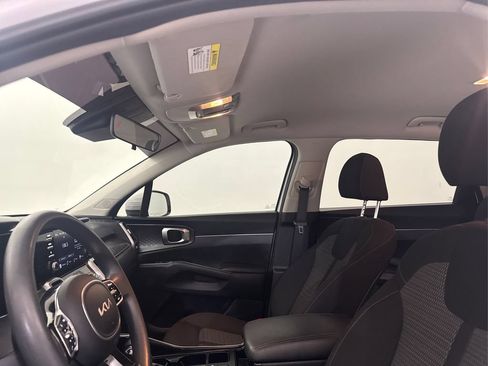 Used 2022 Kia Sorento LX FWD image 33