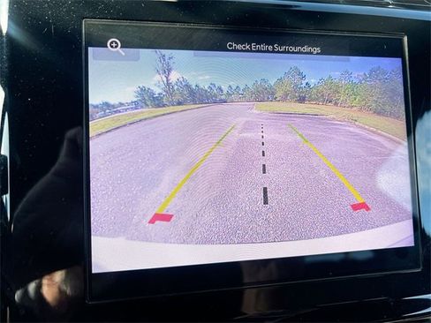 Used 2024 Jeep Grand Cherokee L Altitude image 21