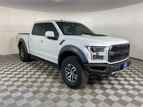 Certified 2017 Ford F150 Raptor w/ Equipment Group 802A Luxury image 19