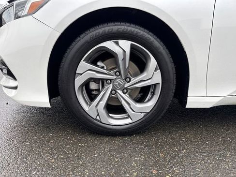 Used 2019 Honda Accord EX image 27