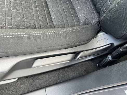 New 2026 Honda HR-V LX image 16