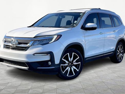 Used 2019 Honda Pilot Touring image 2