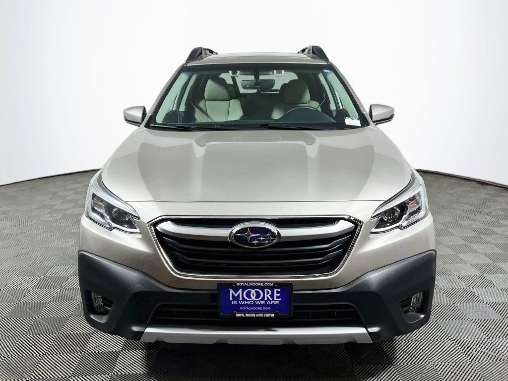 Used 2020 Subaru Outback Limited AWD/4WD image 2