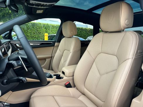 New 2026 Porsche Macan S AWD/4WD image 5