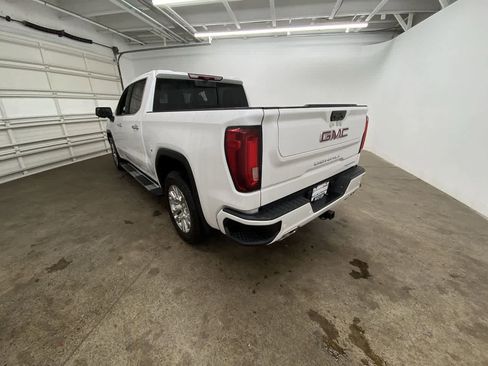 Used 2023 GMC Sierra 1500 Denali w/ Technology Package image 4