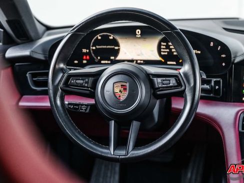 Used 2021 Porsche Taycan 4S w/ Premium Package image 9