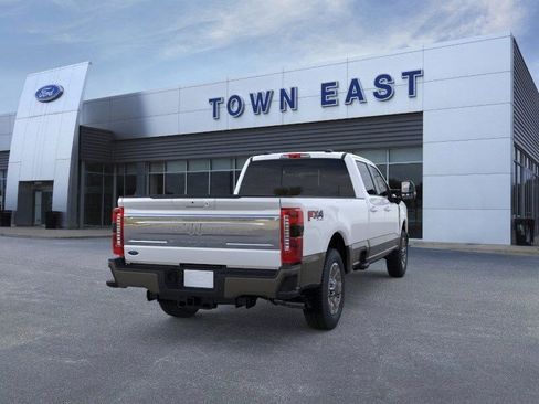 New 2026 Ford F350 King Ranch w/ FX4 Off-Road Package image 9