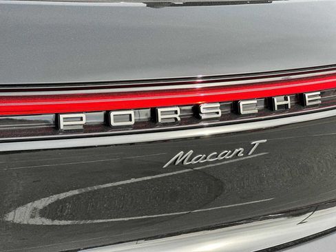 New 2026 Porsche Macan Turbo image 29