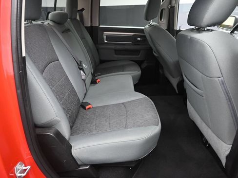 Used 2019 RAM 1500 Big Horn AWD/4WD image 35