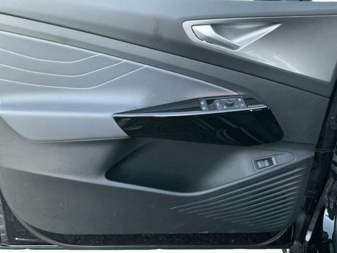 New 2026 Volkswagen ID.4 Pro S image 21