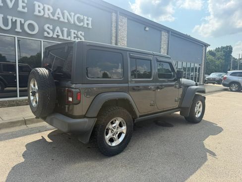 Used 2021 Jeep Wrangler Unlimited Sport AWD/4WD image 7