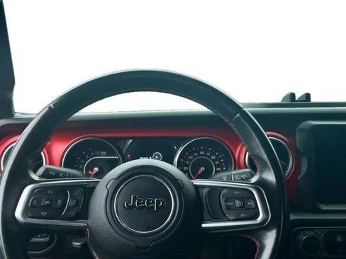 Used 2020 Jeep Gladiator Rubicon image 8
