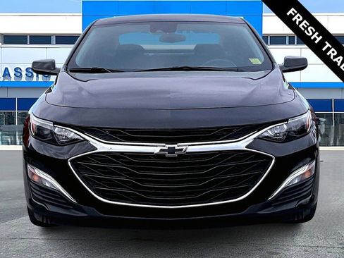 Used 2024 Chevrolet Malibu RS image 2