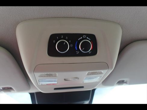 Used 2022 Ford Transit 350 XLT RWD image 26