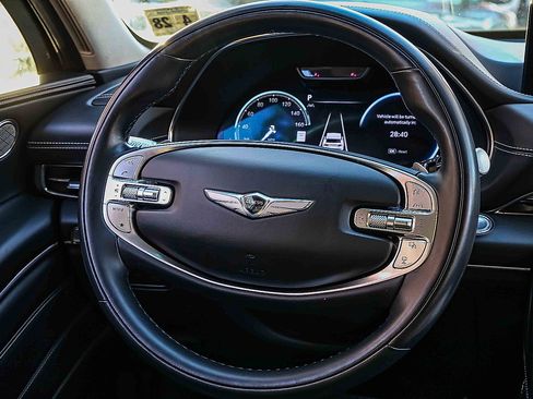 Used 2023 Genesis GV80 3.5T image 9