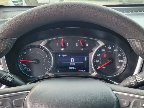 Used 2021 Chevrolet Equinox LT FWD image 17